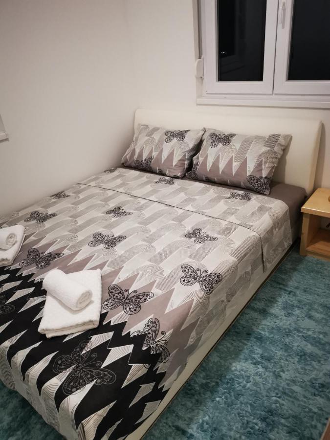 Apartman And Rooms Dream House Мостар Екстериор снимка