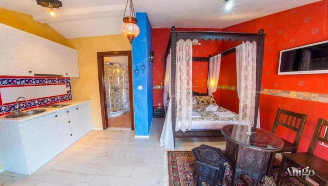 Apartman And Rooms Dream House Мостар Екстериор снимка