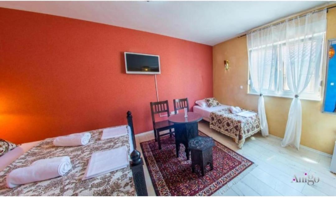 Apartman And Rooms Dream House Мостар Екстериор снимка